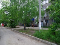 Syzran, Astrakhanskaya st, house 39. Apartment house