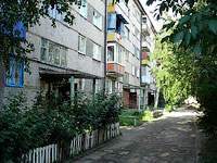 Syzran, Dekabristov st, house 404. Apartment house
