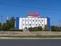 Syzran, shopping center "Универмаг", Sverdlov st, house 3