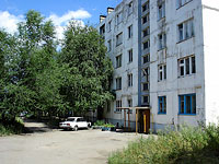 Syzran, Zhukov st, house 317. Apartment house