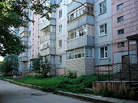Syzran, Zhukov st, house 328. Apartment house
