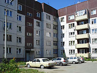 Syzran, Zhukov st, house 331. Apartment house