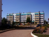 Pokhvistnevo, Berezhkov st, house 43. Apartment house