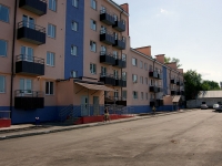 Pokhvistnevo, Berezhkov st, house 16. Apartment house