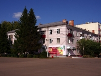 Pokhvistnevo, st Komsomolskaya, house 35. 