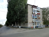 Pokhvistnevo, Kosogornaya st, house 41. Apartment house