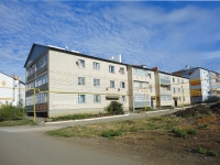 Pokhvistnevo, st Orlikov, house 5. Apartment house