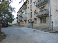 Pokhvistnevo, Polevaya st, house 37. Apartment house