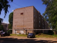 Kinel, Ukrainskaya st, house 32. Apartment house