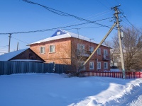 Bolshaya Glushitsa, st Sovetskaya, house 38. Apartment house
