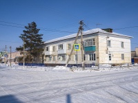 Bolshaya Glushitsa, st Gagarin, house 39. Apartment house