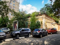 соседний дом: ул. Университетская, дом 37А. неиспользуемое здание