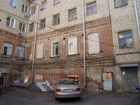 Saratov, Chapaev st, house 15. Apartment house