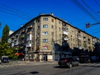 隔壁房屋: st. Chapaev, 房屋 35. 公寓楼