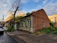 Саратов, улица Астраханская, дом 72/1. индивидуальный дом
