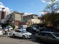 Саратов, улица Белоглинская, дом 33. многоквартирный дом