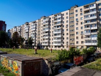 Саратов, улица Белоглинская, дом 52/70. многоквартирный дом