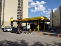 Саратов, автозаправочная станция "Роснефть", улица Симбирцева В.Н., дом 42