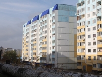 Saratov, Chekhov st, house 10. Apartment house