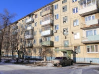 Saratov, st Tarkhov, house 8. Apartment house