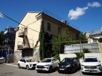 Саратов, улица Чернышевского Н.Г., дом 106. многоквартирный дом