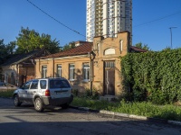 Saratov, Solyanaya st, house 25. Private house