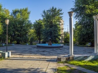 Саратов, фонтан в сквере в память о первой учительницеулица Московская, фонтан в сквере в память о первой учительнице