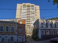 Саратов, улица Мичурина, дом 111. многоквартирный дом
