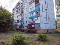 Balakovo, 30 let Pobedy st, house 33. Apartment house