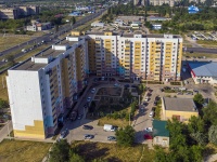 Balakovo, 30 let Pobedy st, house 38. Apartment house