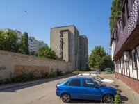 Balakovo, avenue Geroev, house 31. Apartment house
