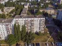 Balakovo, avenue Geroev, house 56. Apartment house