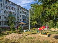 Balakovo, st Chapaev, house 121. Apartment house
