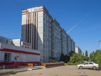 Balakovo, Bratyev zaharovih st, house 152. Apartment house