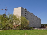 Yekaterinburg, st Tavatuyskaya, house 19. Apartment house
