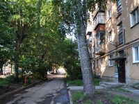 Yekaterinburg, Sortirovochnaya st, house 8. Apartment house