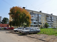 叶卡捷琳堡市, Manevrovaya st, 房屋 23А. 公寓楼