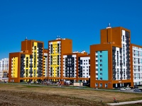 Yekaterinburg, Akademik Sakharov st, house 41. Apartment house