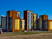 叶卡捷琳堡市, Akademik Sakharov st, 房屋 47. 公寓楼