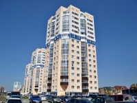 Yekaterinburg, Barvinka st, house 47. Apartment house