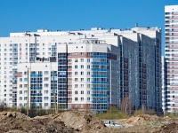 Yekaterinburg, Hrustalnogorskaya st, house 88. Apartment house