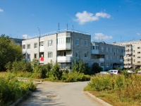 Yekaterinburg, Glavnaya (istok pos.) st, house 22. Apartment house