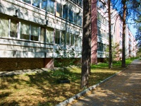 Yekaterinburg, Glavnaya (istok pos.) st, house 30. Apartment house