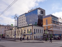 Yekaterinburg, Lenin avenue, house 22. store