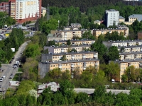Yekaterinburg, Patris Lumumba st, house 33. Apartment house