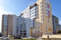 Yekaterinburg, Shchors st, house 39. Apartment house