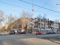 叶卡捷琳堡市, Dekabristov st, 房屋 16/18Б. 公寓楼