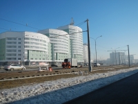 Yekaterinburg, Yulius Fuchik st, house 11. Apartment house