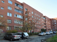 Yekaterinburg, Surikov st, house 6. Apartment house
