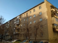 Yekaterinburg, Mashinnaya st, house 5. Apartment house